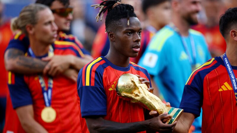 Nico Williams dedica título da Copa do Mundo a Neymar: “Isso também é por ele”
