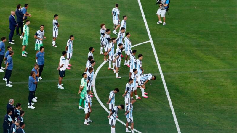 Jornal detona comportamento de Messi na final da Copa: “Petulante e vergonhoso”