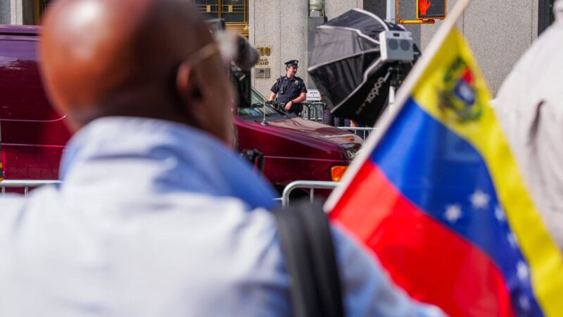 Maduro comparece a tribunal em NY, e juiz determina início de julgamento em 1º de junho de 2027
