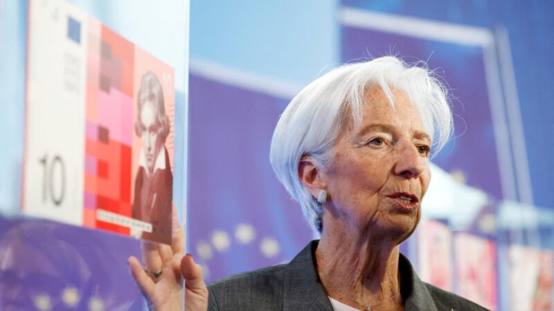 Euro pode ganhar novas notas pela primeira vez desde 2002; veja os desenhos finalistas