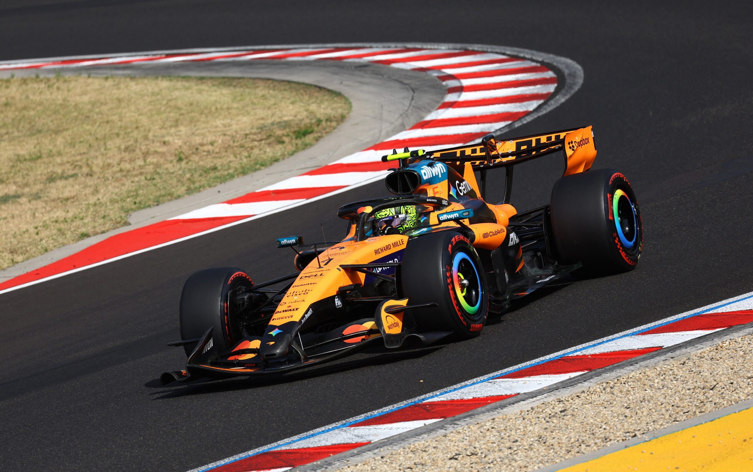 GP da Hungria: Norris tira pole de Hamilton no fim, e Bortoleto é 14º; veja grid