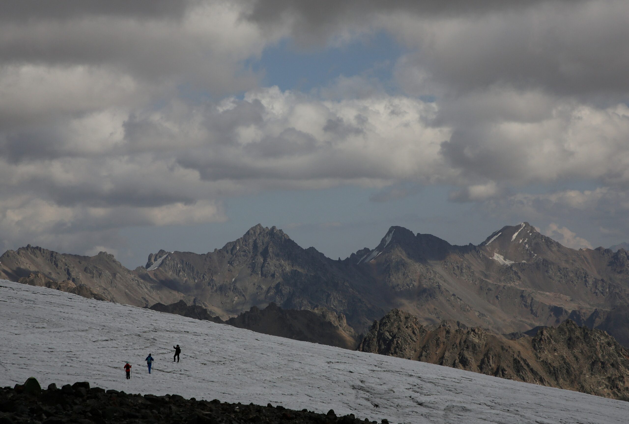 Cinco alpinistas morrem no Monte Elbrus, na Rússia