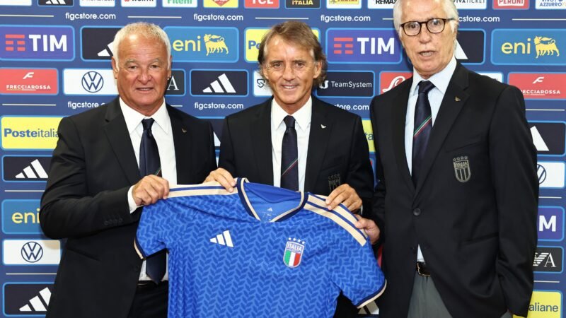 Roberto Mancini é apresentado como técnico da Itália