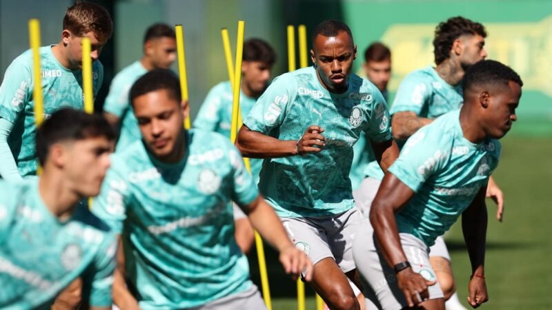 Escalação do Palmeiras: Giay sofre entorse e vira desfalque; Felipe Anderson tem edema na coxa