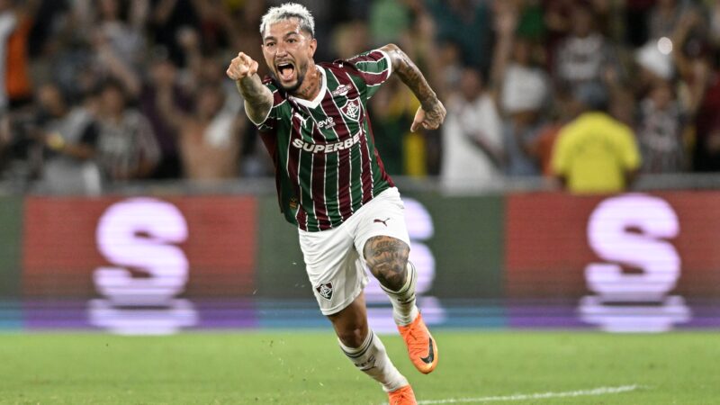 Fluminense encaminha renovação com Lucho Acosta até 2029