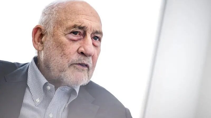 Benefícios do PIX superam custos impostos ao Brasil pelas tarifas de Trump, diz Nobel de Economia