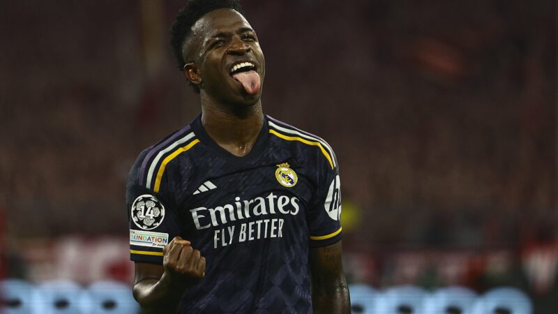Jornal: bastidor envolvendo milhões coloca Real Madrid à frente do Arsenal por Vini Jr.