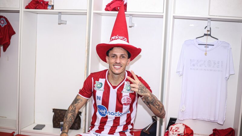 Náutico anuncia a volta do meia Jean Carlos
