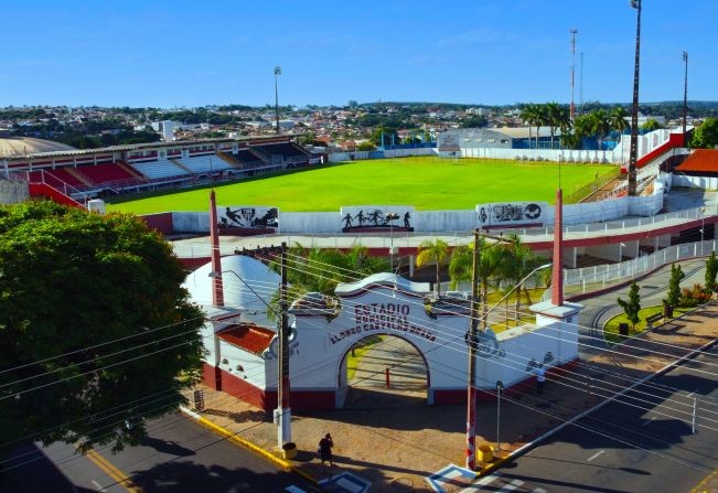 Com estádio interditado, Marília confirma jogos da base fora da cidade até o fim do ano
