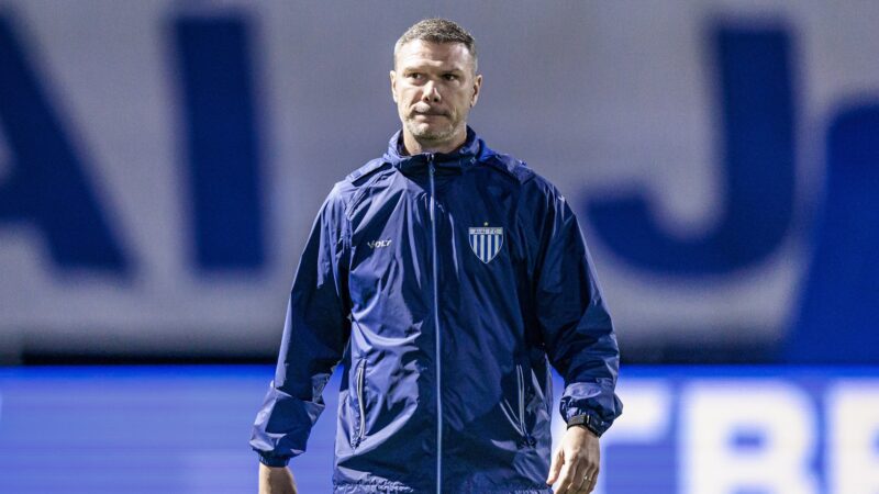 São Bernardo anuncia Vinícius Bergantin como novo técnico
