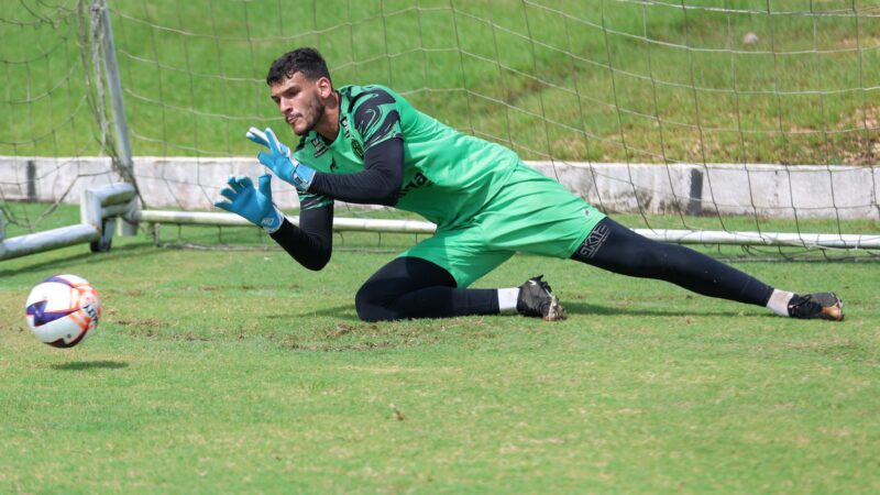 Gabriel Mesquita projeta “decisão” do Paysandu contra o Guarani e foca em reverter jejum na Curuzu