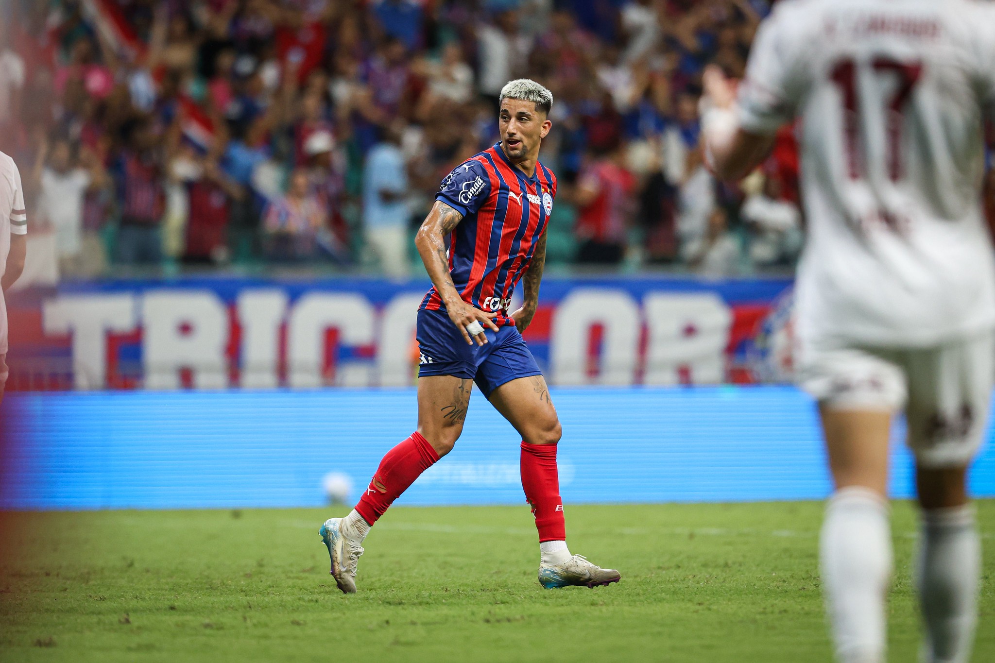 Nacional insiste por Cristian Olivera, emprestado pelo Grêmio ao Bahia