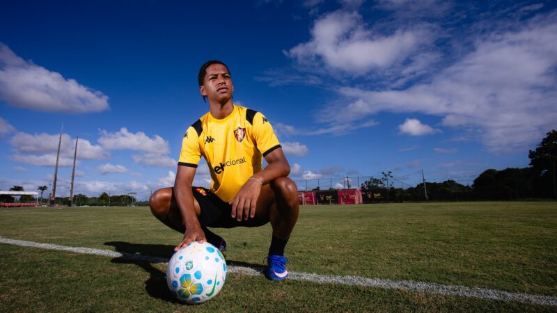 Bastidores: valores, clubes interessados e o que sabemos do futuro de Zé Lucas, joia do Sport