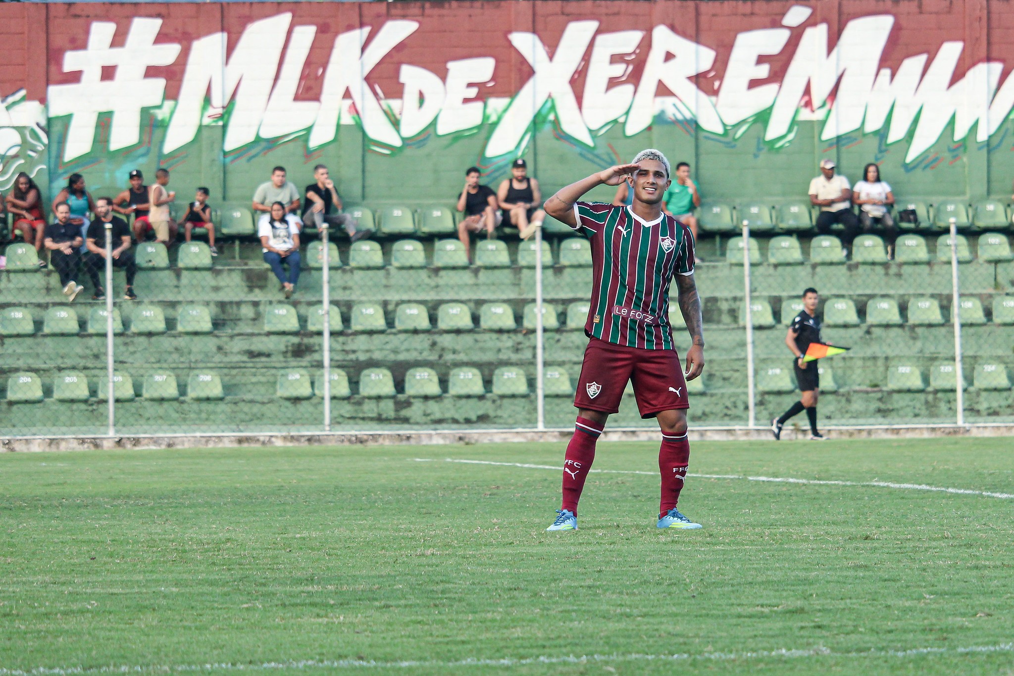 Fluminense renova contrato com Keven Samuel até 2029