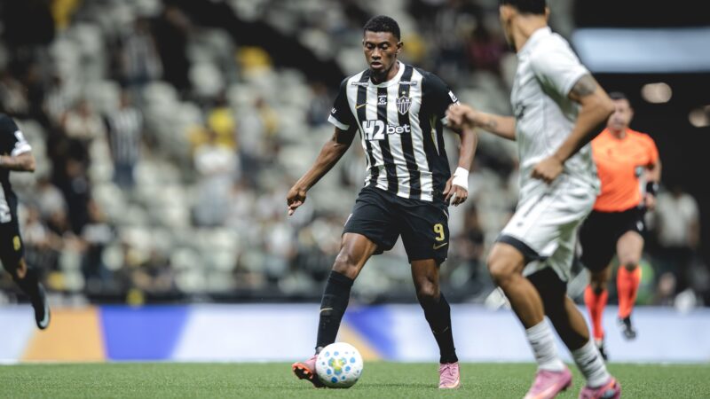 Cassierra ou Borbas? Compare os números dos centroavantes do Atlético-MG