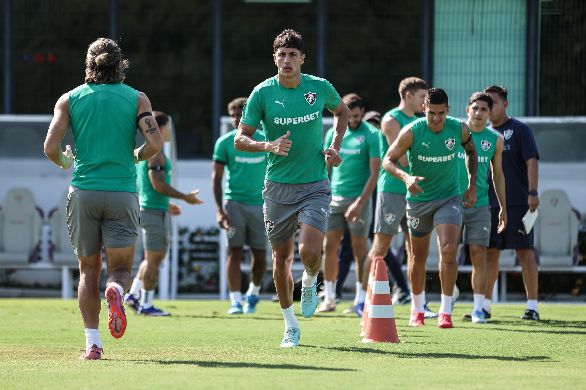 Bétis avança em acordo com Fluminense e fica perto da contratação de Bernal