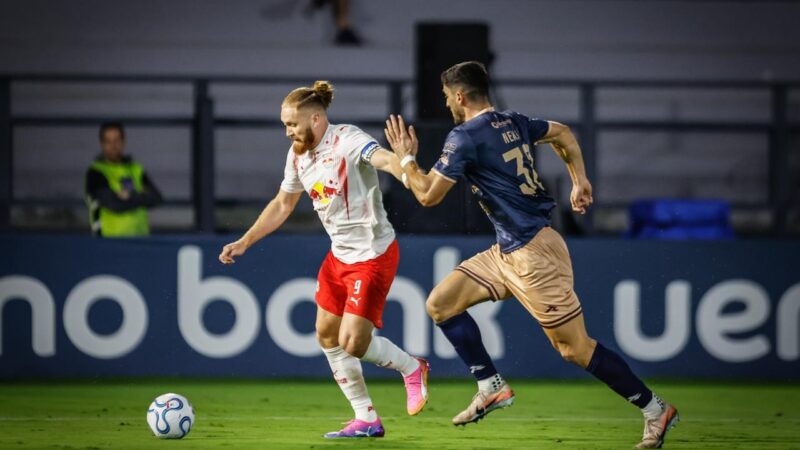 Isidro Pitta tem retorno previsto ao Bragantino na próxima semana
