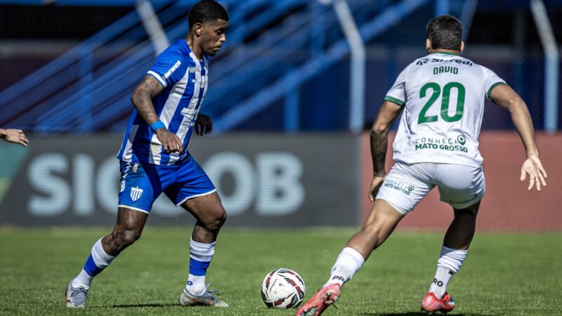 Em negociação com clube português, Wesley Gasolina está próximo de sair do Avaí