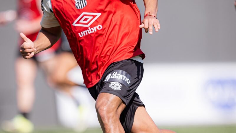 Sem Mayke e reforços, Cuca abre disputa para “sombra” de Igor Vinícius no Santos