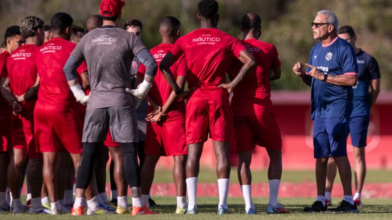 Sem Dodô e Jean Carlos, veja provável time do Náutico para enfrentar o Avaí