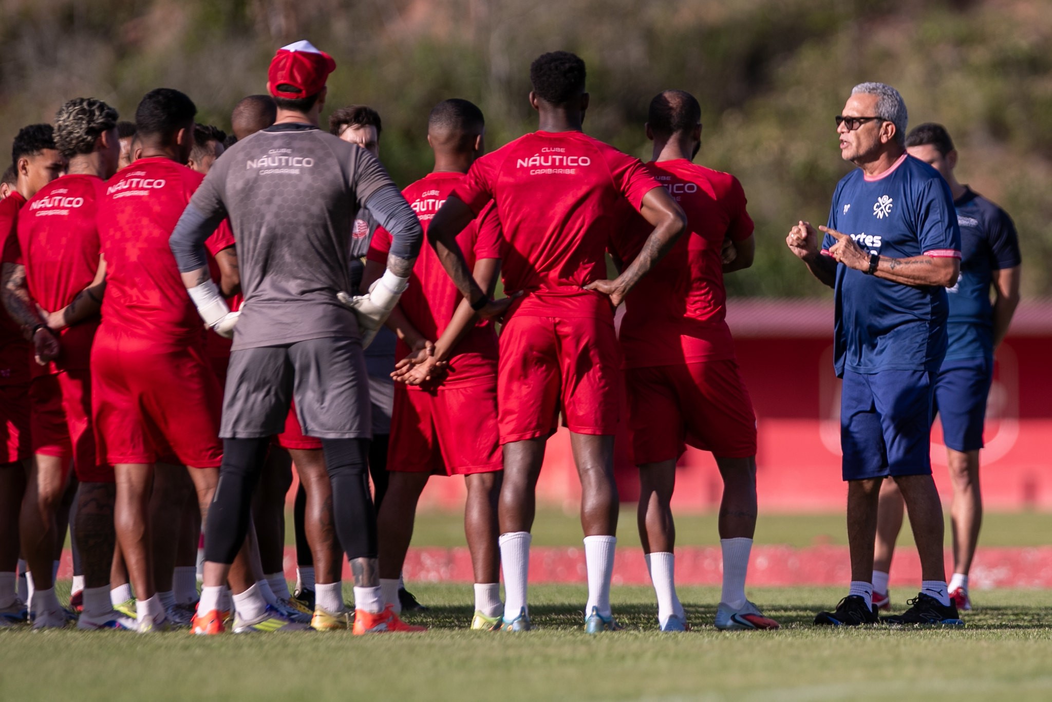 Sem Dodô e Jean Carlos, veja provável time do Náutico para enfrentar o Avaí