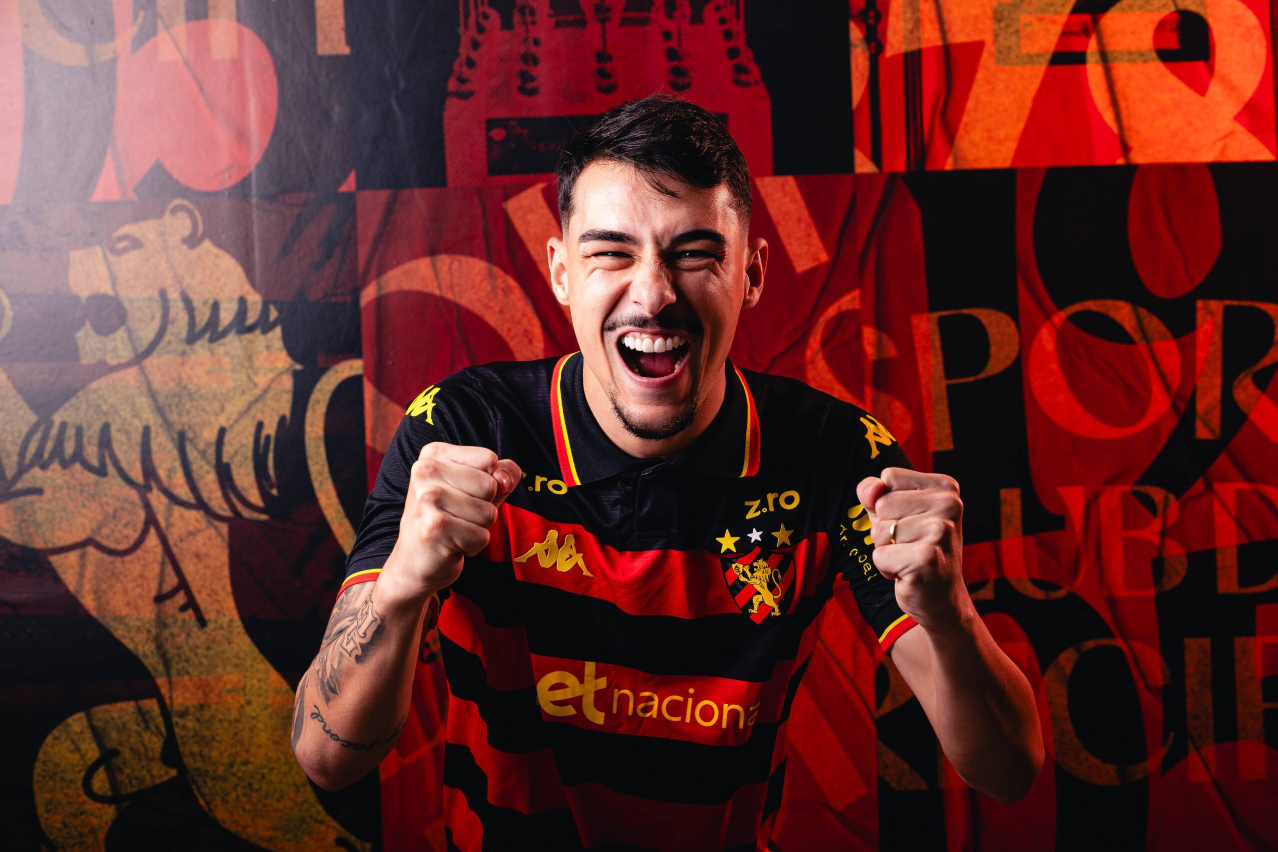 Sport oficializa contratação do lateral-direito Claudinho