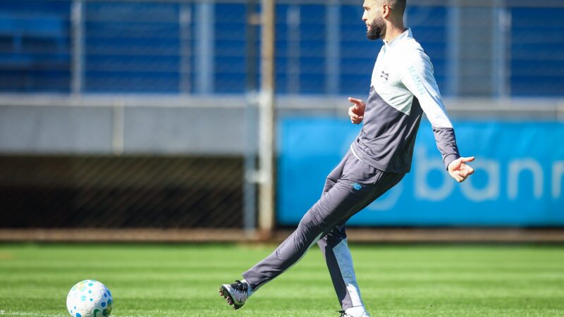 Grêmio mantém negociação com Vitória por Wagner Leonardo