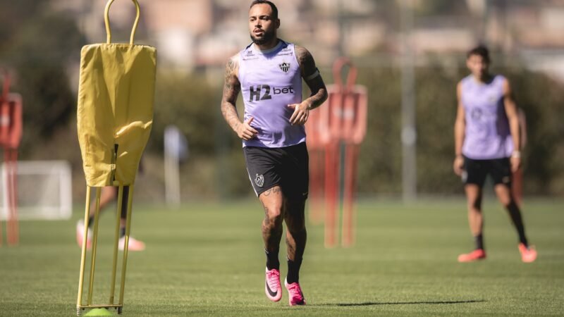 Maycon revela como elenco do Atlético-MG reagiu à declaração de Hulk