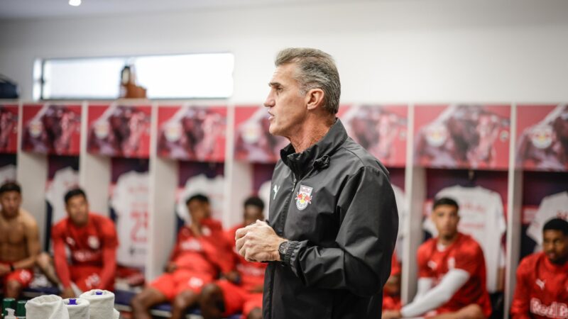Vagner Mancini diz que Gabriel e Pitta desfalcam Bragantino contra o Fluminense