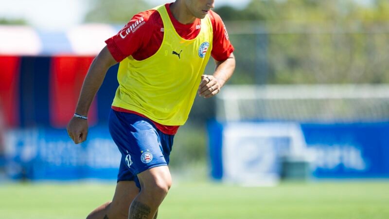 Há sete jogos sem marcar, Willian José ganha concorrência de Alejo, pronto para estrear pelo Bahia