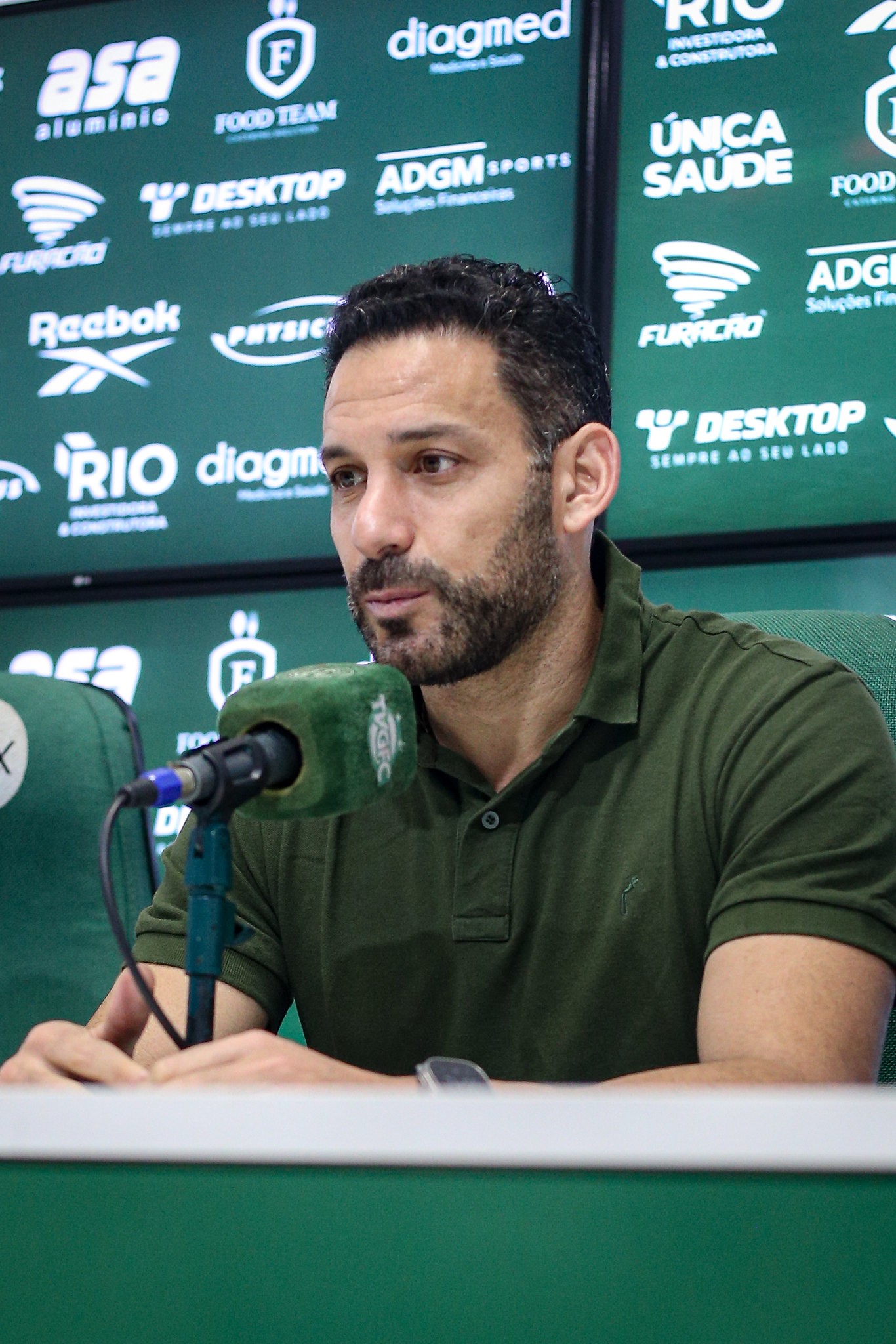 Frontini evita projeção de pontos para classificação e elogia grupo do Guarani: “Muito focado”