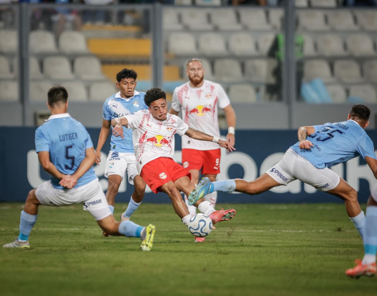 Mancini diz que Bragantino teve desempenho técnico abaixo contra o Coritiba e projeta decisão na Sula