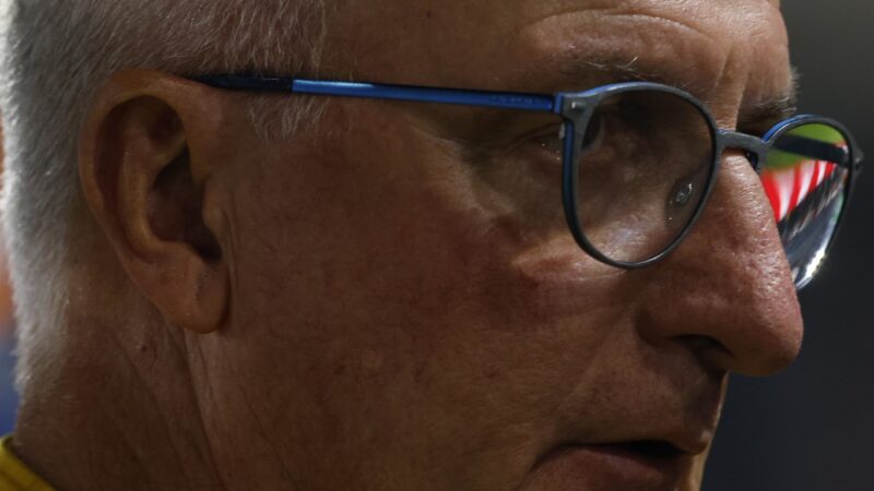 Dorival lamenta apagão “inexplicável” do São Paulo e cita soluções: “Estão dentro do elenco”