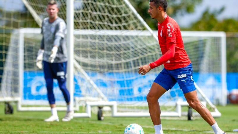 Bahia divulga lista de relacionados para pegar o Corinthians com Luciano Juba e Alejo Veliz