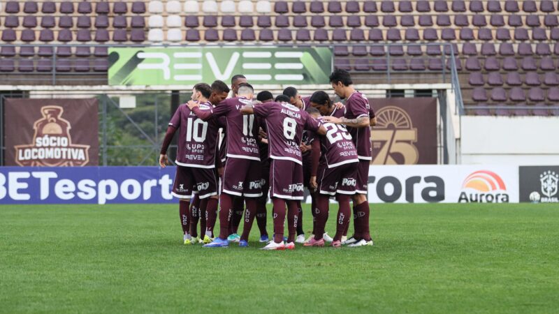 Corrêa lamenta chances perdidas pela Ferroviária em empate: “Pecamos, não queremos isso”