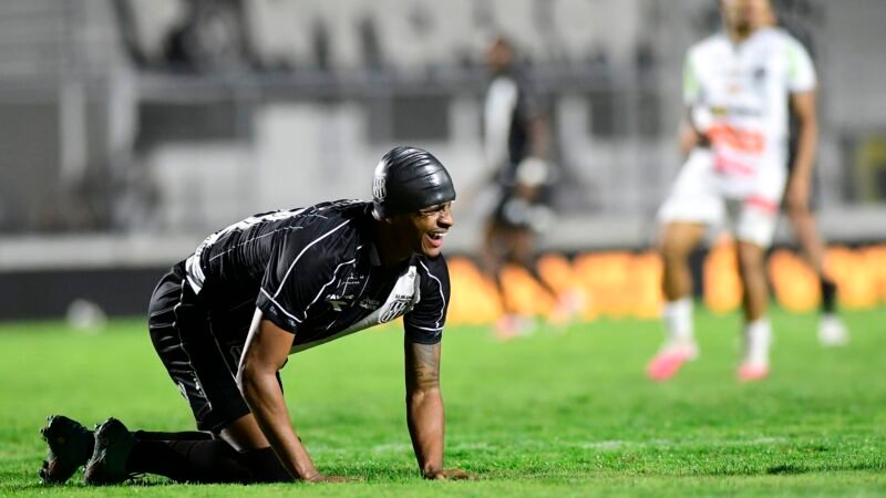 Análise: Ponte Preta repete roteiro, entrega vitória e amplia vergonha histórica na Série B
