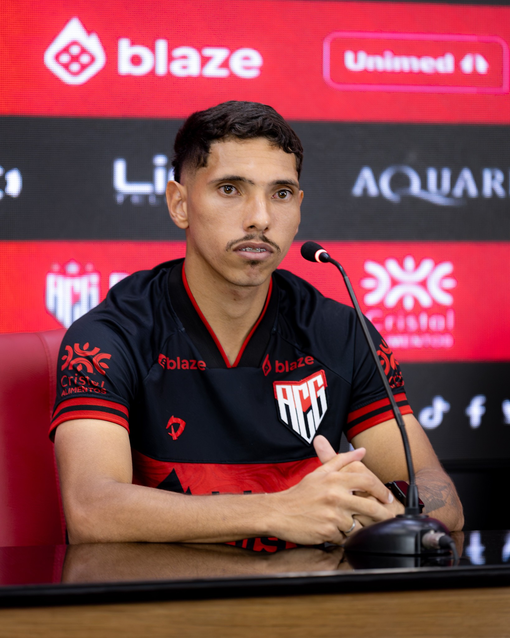 Geovany Soares celebra primeiro gol pelo Atlético-GO e vê equipe em evolução com Roger Silva