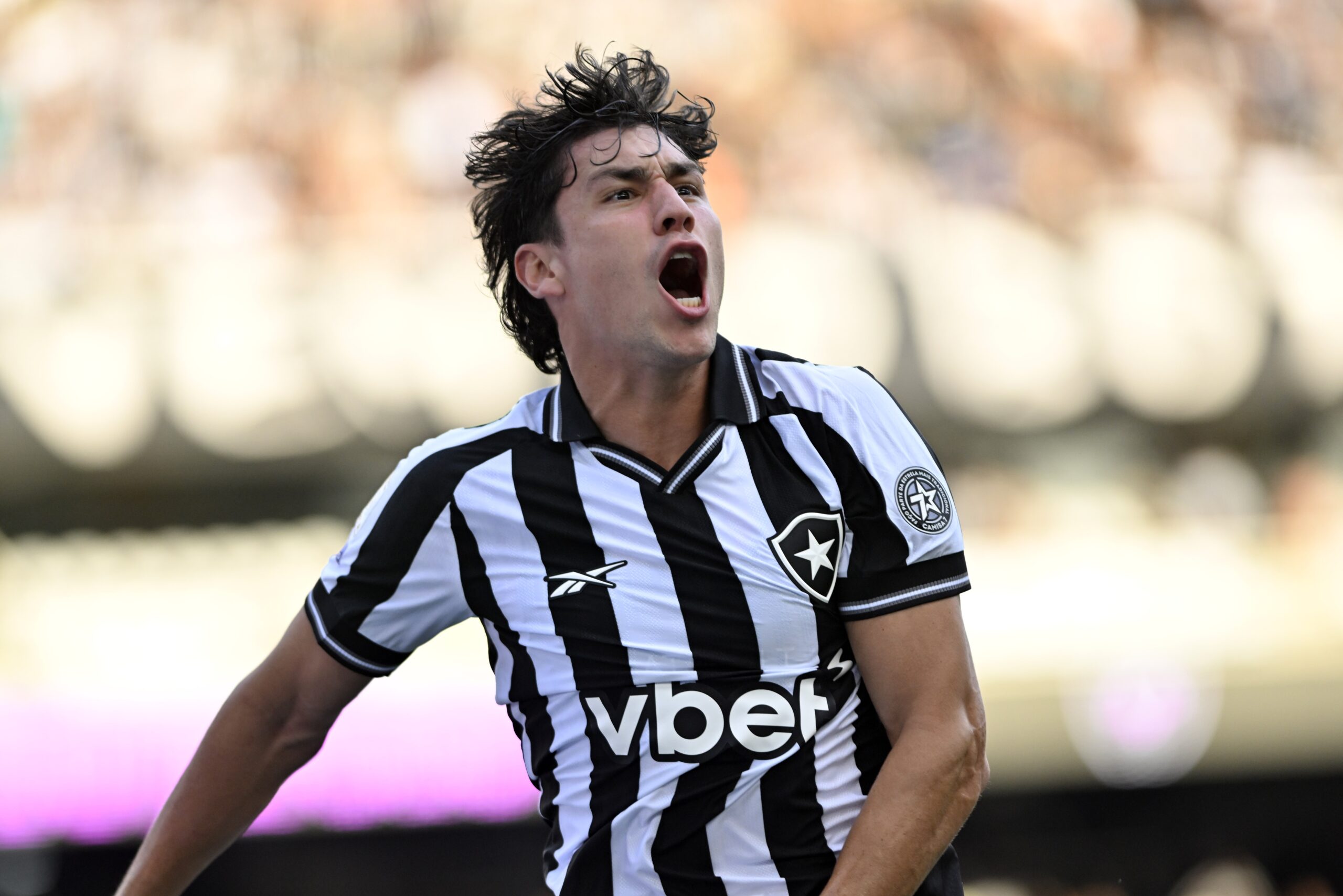 Botafogo se aproxima de acordo com São Paulo para compra de Ferraresi