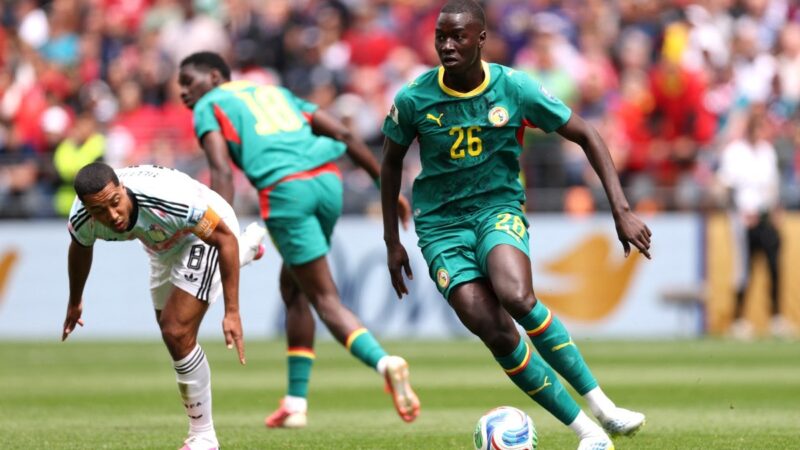 Meia anuncia que não jogará por Senegal enquanto atual comissão técnica estiver no comando