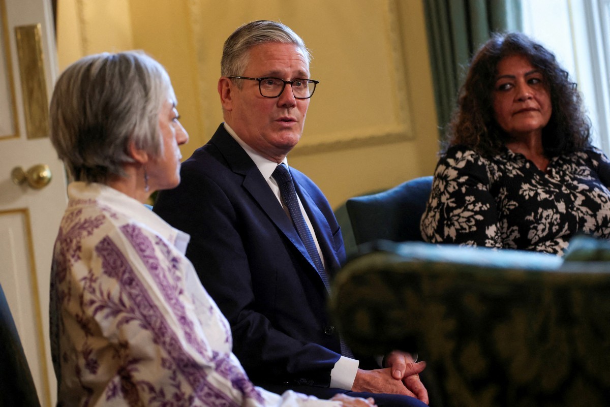 Primeiro-ministro apresenta desculpas oficiais por décadas de adoções forçadas no Reino Unido