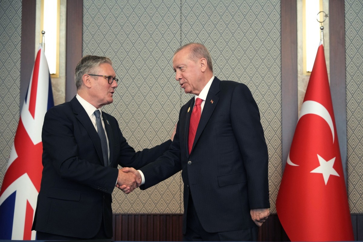 Primeiro-ministro do Reino Unido diz que Erdogan, da Turquia, presenteou líderes da Otan com pistolas