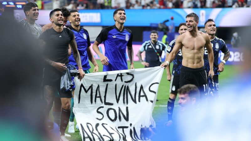 Vejas as punições que a Argentina pode sofrer da Fifa por conta da faixa sobre as Malvinas