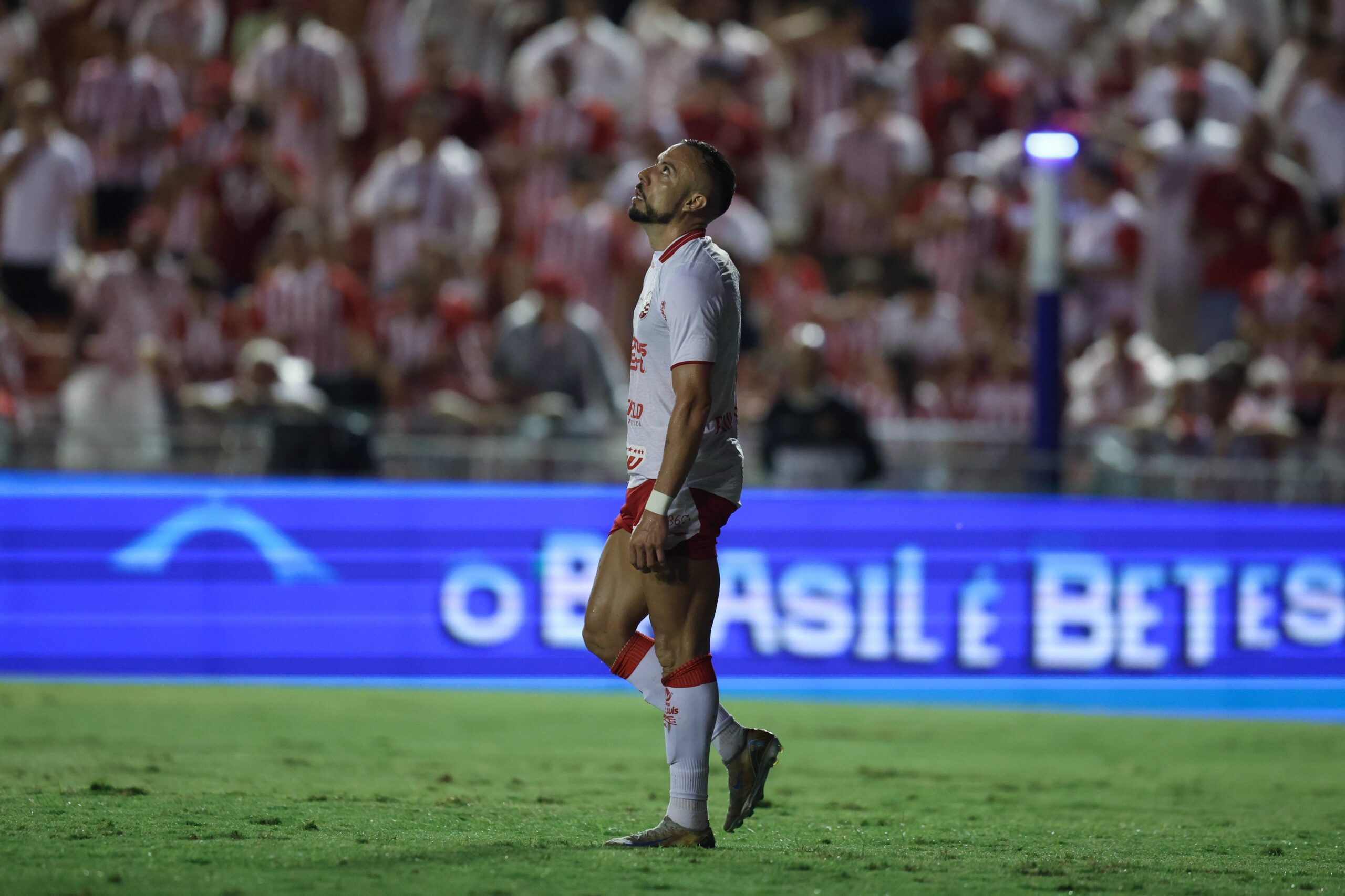 Hélio dos Anjos indica saída de Paulo Sérgio do Náutico