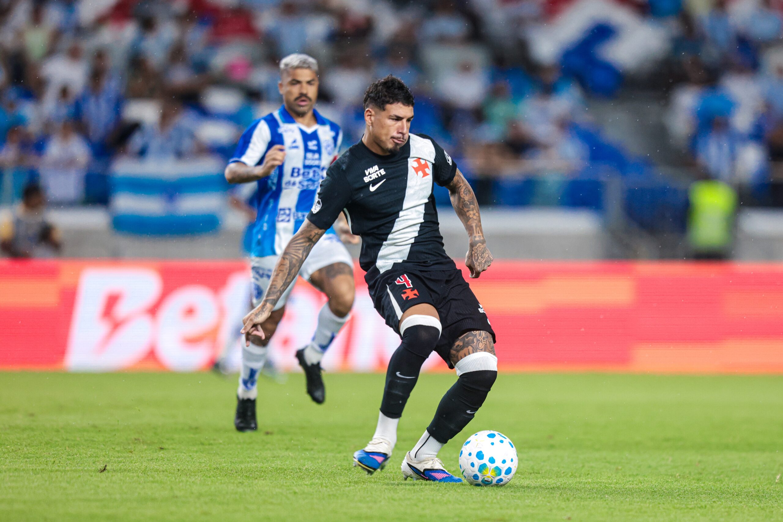 Huracán tem interesse em Saldivia; Vasco está disposto a negociá-lo