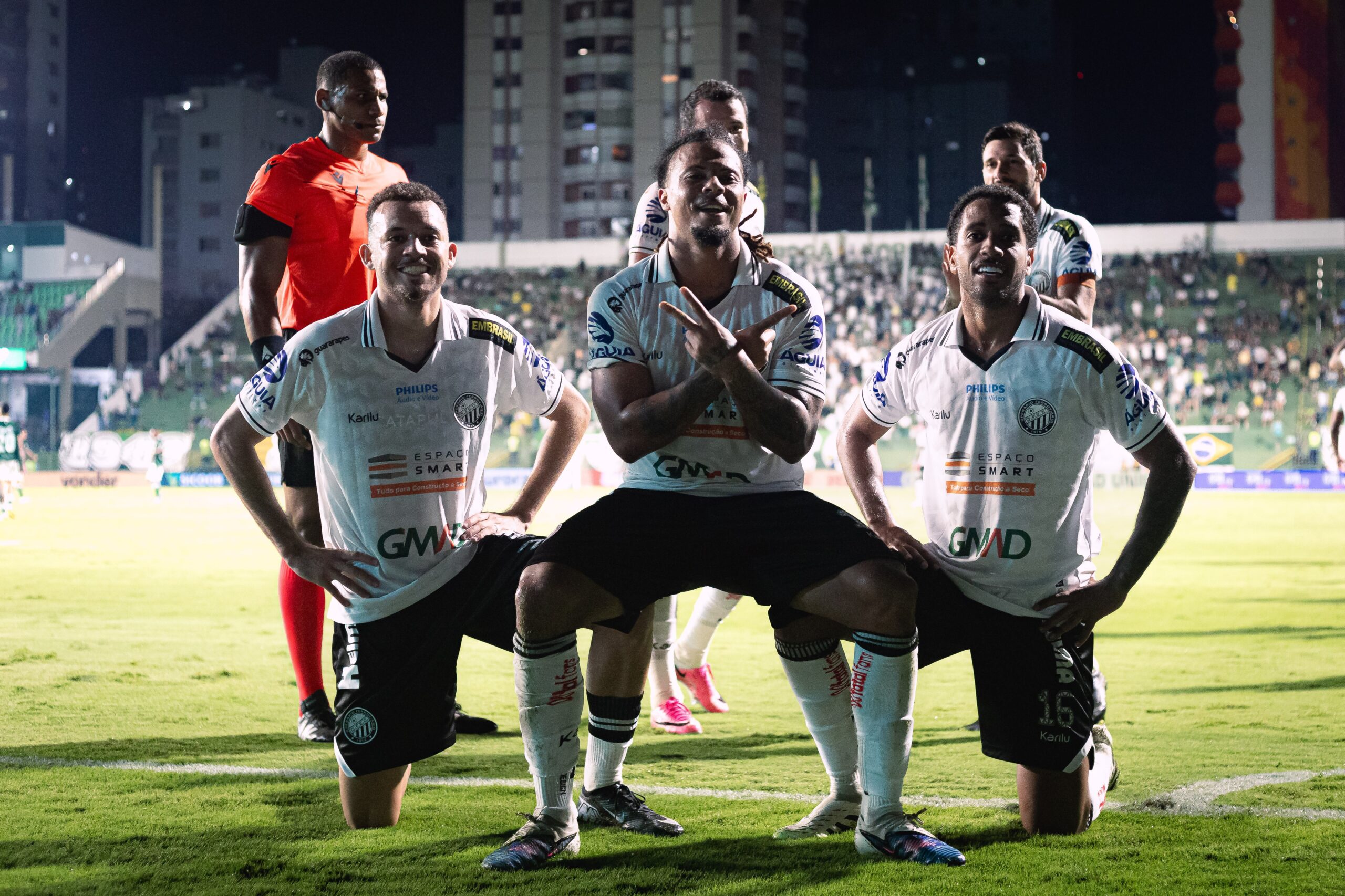 Operário-PR inicia returno contra o Atlético-GO e pode colar na liderança da Série B