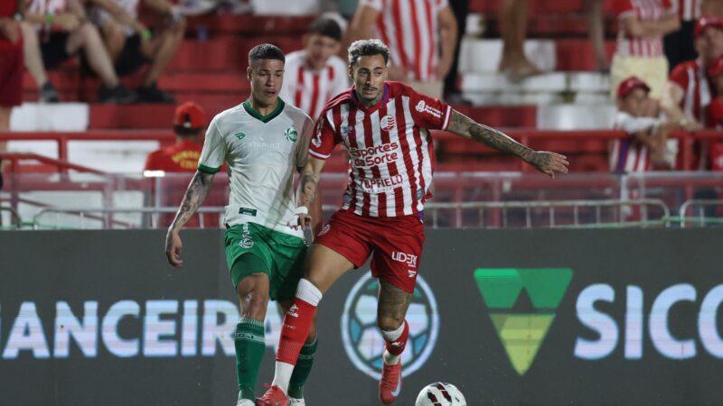 Atuações: Victor Andrade cria, mas não resolve ataque do Náutico; Derek é o pior