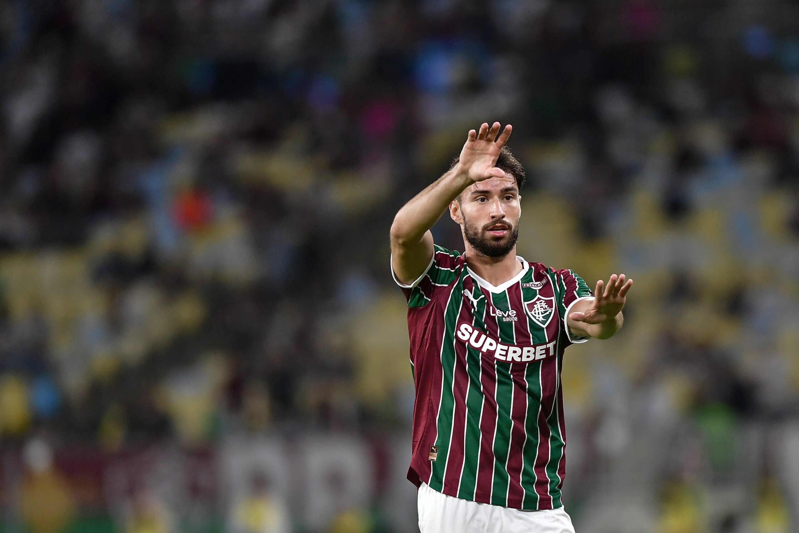 Atuações: Savarino, Lucho Acosta e Martinelli regem o Fluminense na estreia de Hulk; dê suas notas