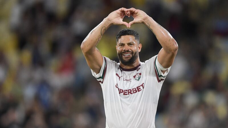 VC Escala: time do Fluminense mais escolhido tem Hulk e John Kennedy juntos no ataque