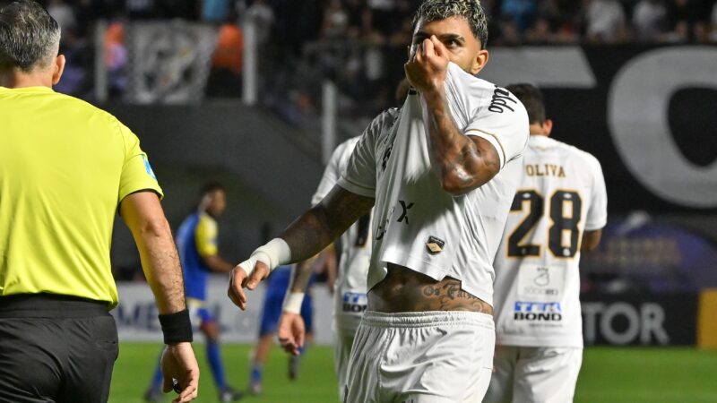 Gabigol minimiza cobrança de Neymar em vestiário do Santos: “Ele tem obrigação de fazer isso”