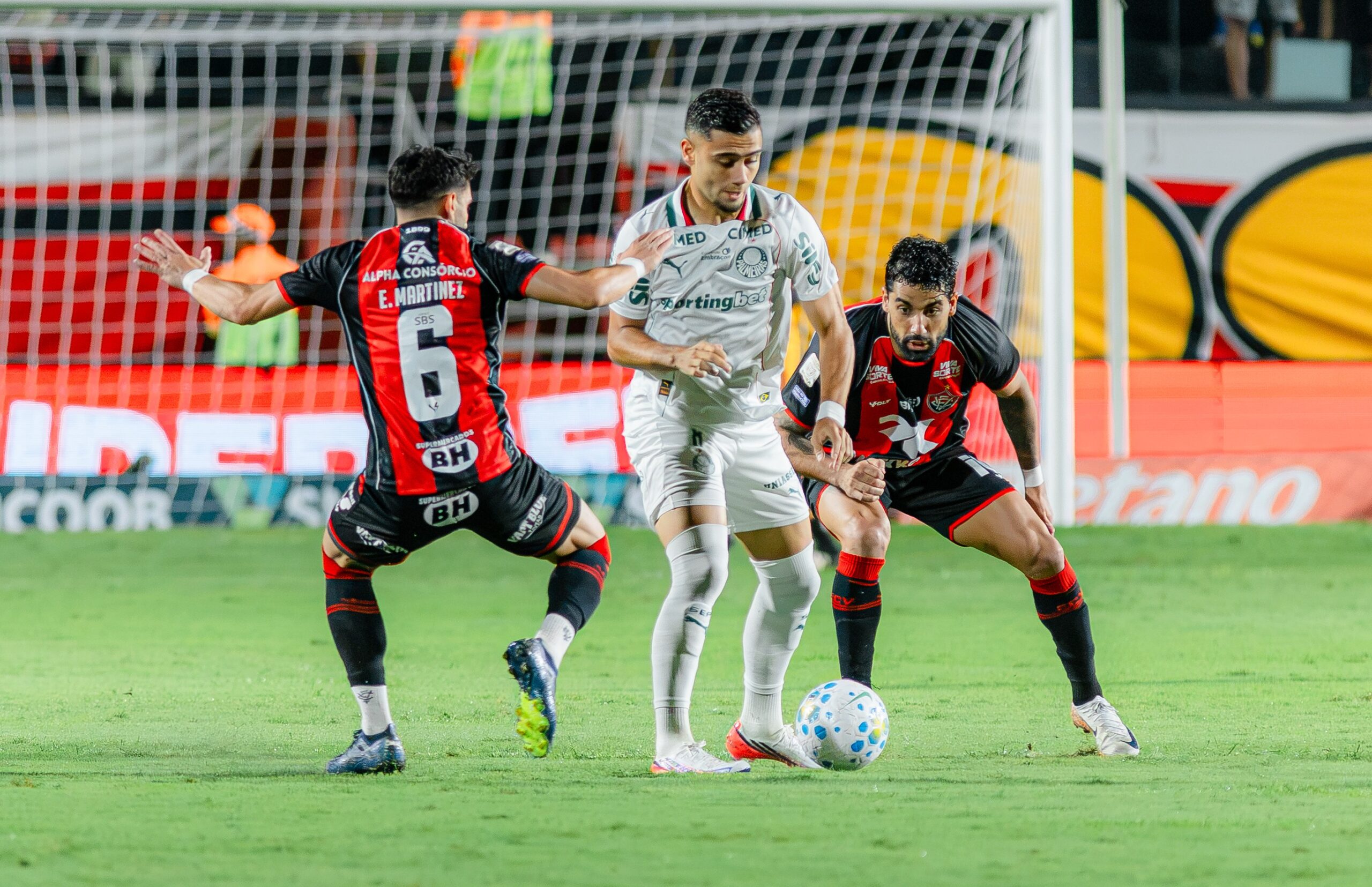 Vitória 0 x 4 Palmeiras: assista aos gols e melhores momentos do jogo